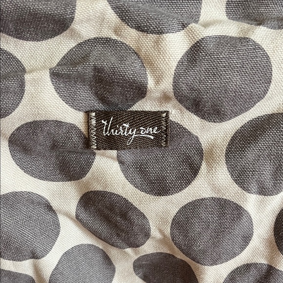 Thirty-One Retro Metro Overnight  Bag - Picture 2 of 8